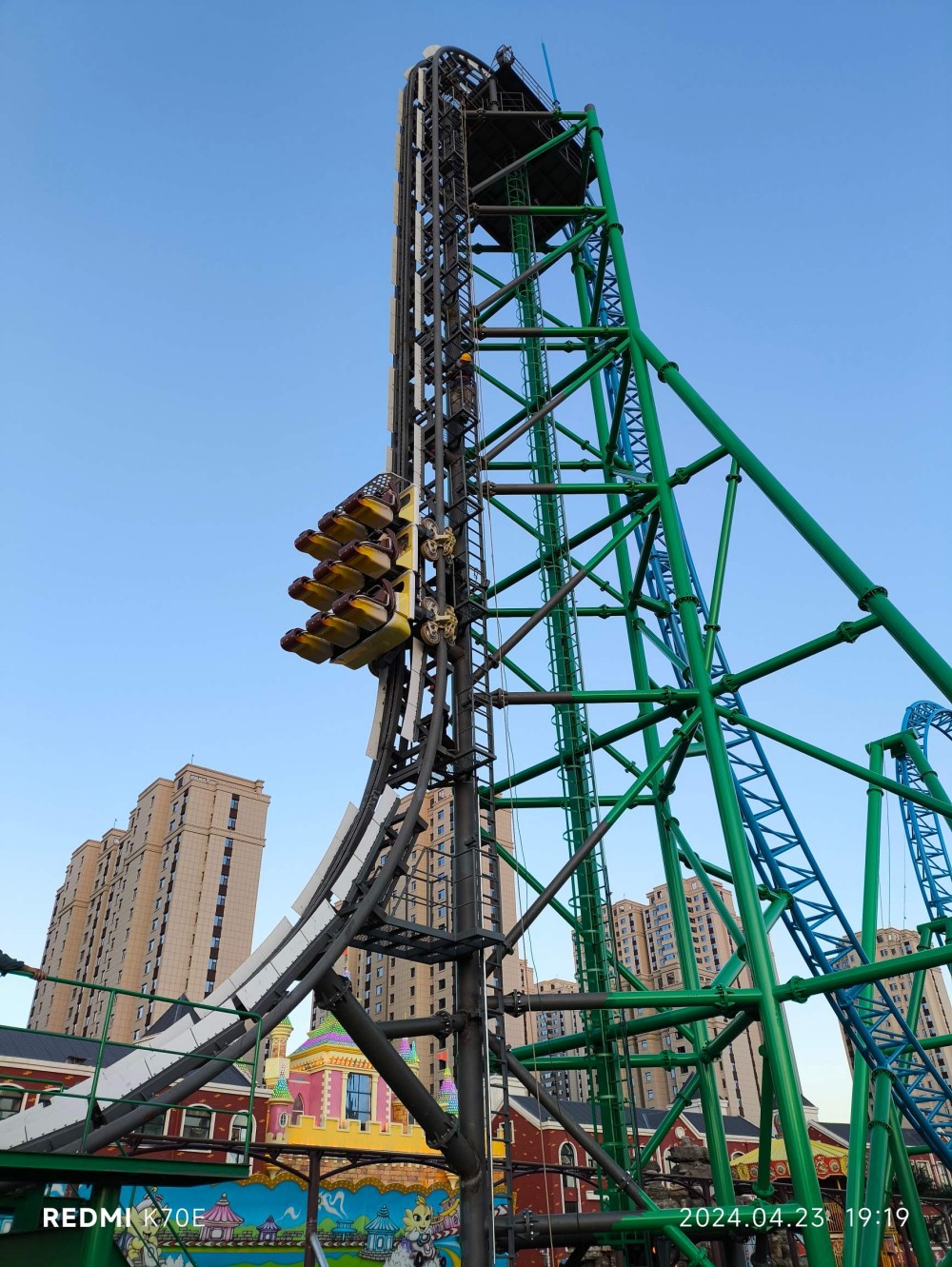 Vertical Roller Coaster photo 2 - ZhipaoRides